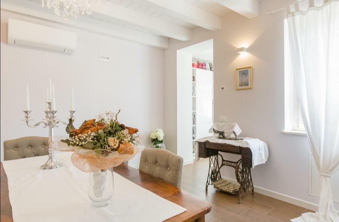 Sweet Corner Ξενοδοχείο Castelnuovo del Garda Εξωτερικό φωτογραφία